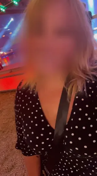 Pauline, 28